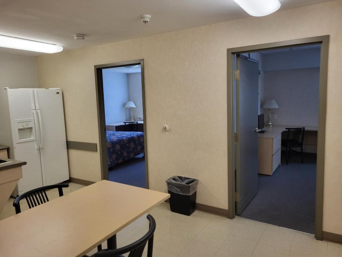 Residence & Conference Centre - ウィンザー エクステリア 写真
